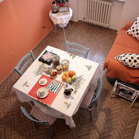 ペザロ Goga&Romeo Bed & Breakfast エクステリア 写真