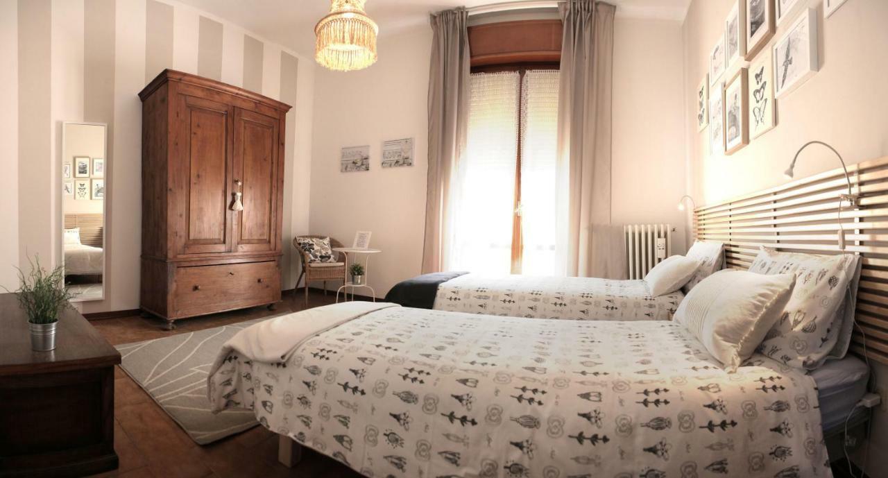 ペザロ Goga&Romeo Bed & Breakfast エクステリア 写真
